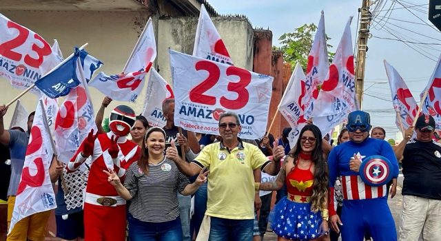 Durante caminhada do Amazonino Mendes, Edilson Gurgel é acolhido por moradores Santo Antônio