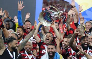 Flamengo vence Corinthians nos pênaltis e conquista Copa do BrasilRubro-Negro mostra frieza e triunfa por 6 a 5