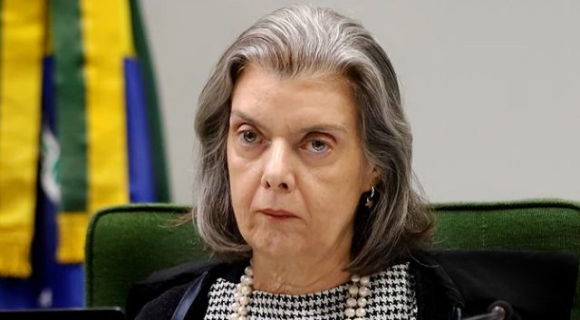 MINISTRA