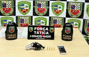 Mulher é presa com arma na cintura em via pública pela Força Tática em Manaus