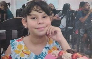 Criança de 11 anos desaparece no bairro Novo Israel e família pede ajuda Informações podem ser repassadas por meio do número (92) 99486-4027, disque-denúncia da Depca, ou pelo 100, Disque Direitos Humanos.