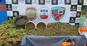 Em Pauini, polícias Civil e Militar e Guarda Civil Municipal prendem trio por tráfico de drogas e outros crimesPrisões fazem parte da segunda fase da Operação Reflexo, com o objetivo de combater o tráfico de drogas e o crime organizado no município