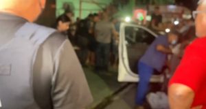 Casal é executado dentro de carro no começo da noite desta quarta no Jorge TeixeiraA suspeita é que o crime tenha relação com o tráfico de drogas