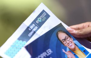 Primeiro dia do Enem tem participação de mais de 2,4 milhões de alunosNúmero corresponde a 73,3% dos cerca de 3,4 milhões de inscritos