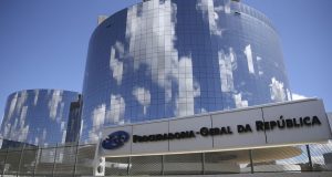Geral MPF abre inquérito sobre exploração de madeira em terras indígenasÓrgão deu dez dias para Ibama e Funai explicarem autorizações