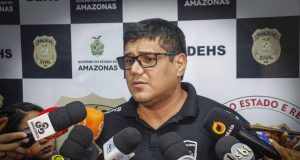Em continuidade a Operação Cantagalo, Policia Civil prende dois foragidosUm se entregou na delegacia e o outro foi localizado após denúncias anônimas