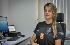 Polícia Civil do Amazonas prende mulher condenada a 13 anos de prisão por latrocínioDiligências iniciaram para apurar suposta prática de negligência e exposição ao perigo contra idoso