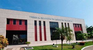TCE-AM retoma julgamento das contas de David Almeida e realiza última sessão do Pleno nesta terça (20)Adiada após pedidos de vista dos conselheiros, a sessão especial para julgamento das contas de David Almeida será retomada