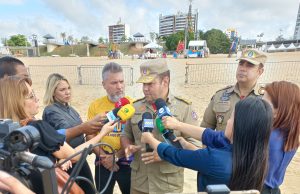 Corpo de Bombeiros realiza vistoria técnica nos fogos de artifício na praia da Ponta NegraO coronel Muniz informou que a queima de fogos deste ano vai gerar menos barulho