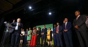 Presidente eleito Lula anuncia mais 16 ministros da futura gestãoAntes do anúncio, equipe apresentou relatório final da transição