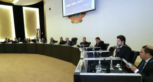 Decisão unânime do TCE-AM recomenda aprovação com ressalvas das contas de David AlmeidaA conclusão do julgamento foi realizada na manhã desta terça-feira (20)