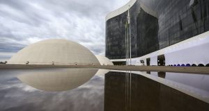 Plenário do TSE confirma multa de R$ 22,9 milhões ao PLMulta foi confirmada por unanimidade por litigância de má-fé