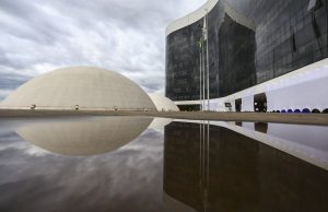 Plenário do TSE confirma multa de R$ 22,9 milhões ao PLMulta foi confirmada por unanimidade por litigância de má-fé