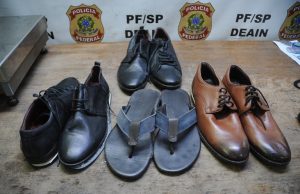 PF prende passageiro com cocaína oculta em sapatos