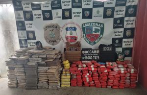 Crime organizado perde 605 kg de drogas, avaliados em mais de R$12 milhõesDroga foi apreendida em uma embarcação no rio Solimões, em Jutaí
