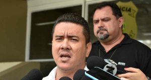 Em Coari, mulher é presa por matar o próprio pai: “já queria matá-lo” Crime aconteceu no dia 28 de novembro de 2022, naquele município