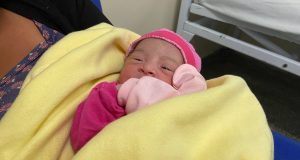 Primeiro bebê de 2023 nascido na rede estadual de saúde é uma meninaPequena veio ao mundo na Maternidade Azilda Marreiro, à 00h23 deste domingo (1º/01), nascida de parto normal