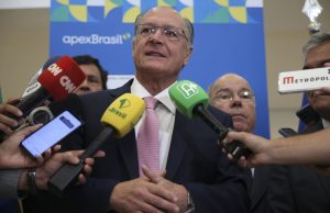 Alckmin diz que democracia sai fortalecida após atos antidemocráticosVice vê oportunidades na correlação entre democracia e economia