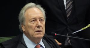 STF nega liberdade a presos após atos de 8 de janeiroMinistro rejeitou a libertação por questões processuais