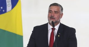 “Mais grave do que no Capitólio”, diz ministro sobre depredaçãoPara ministro da Secom, nada teria ocorrido sem alguma "facilitação"