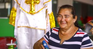 Carnaval na Floresta gera 20 mil postos de trabalho em ManausCostureiras, artesãos, produtores de adereços e outros, estão envolvidos no processo criativo da festa popular