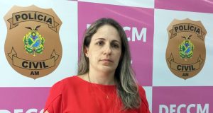 Policia Civil prende homem por descumprimento de medida protetiva contra própria irmãO motivo da ordem judicial seria o fato de o autor a ameaçar constantemente e proferir injúrias contra ela