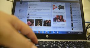 Denúncias de crimes na internet com discurso de ódio crescem em 2022Informação é da organização Safernet, de defesa dos direitos humanos