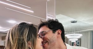 Eliezer brinca com Viih Tube: “Acabei de descobrir que casou comigo hoje sem tomar banho“Eles casaram no civil antes do nascimento da filha