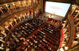 Governador do Amazonas lança Festival de Parintins, anuncia R$ 10 milhões em patrocínio aos bumbás.