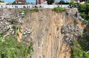Manaus entra em estado de alerta para novos deslizamentos em áreas de riscoAs chuvas do fim de semana deixaram um rastro de destruição e a previsão meteorológica indica que podem ocorrer deslizamentos nas áreas de risco.