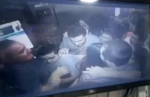 Elevador com 11 pessoas despenca em MaceióO elevador tinha capacidade máxima para 8 pessoas.