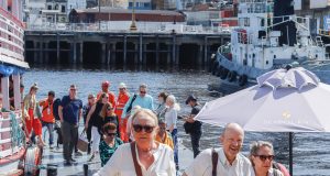 Navio cruzeiro ‘Seabourn Venture’ atraca em Manaus pela primeira vezO navio trouxe 384 turistas de locais como: Austrália, Estados Unidos, França, Canadá e Caribe.