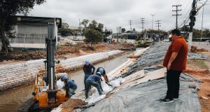 Prefeitura de Manaus conclui implantação de gabião na Torquato Tapajós e obra chega a 70% de execuçãoA Seminf realiza ainda a recuperação de 50 metros de rede de drenagem profunda no local.