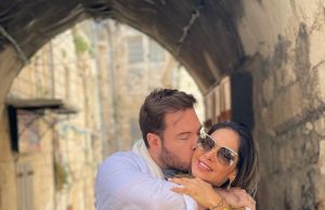 Maíra Cardi define data de casamento com Thiago NigroMaíra ficou noiva no último sábado, dia 22, durante viagem do casal.