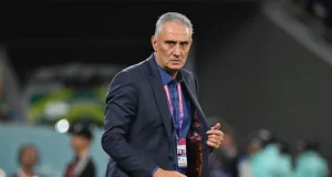 Tite não aceita proposta de assumir o Corinthians após saída de CucaEx-técnico da seleção brasileira agradeceu ao clube mas reiterou que não tem intenção de trabalhar em clube brasileiro em 2023. Tite não aceita proposta de assumir o Corinthians após saída de Cuca