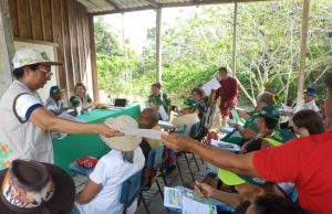 Governo do Estado capacita agricultores familiares da Comunidade Terra Nostra, em ManausO objetivo é buscar agregar valor aos produtos e, também, melhorar a qualidade de vida para que obtenham sucesso em suas produções.