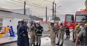 Recife: Incêndio em abrigo para jovens mata três crianças e uma mulher e deixa 15 feridosInstituição abriga crianças e jovens em situação risco social.