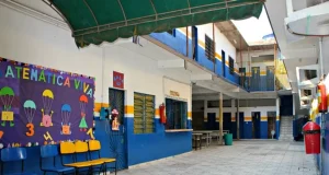 Prefeito de Manaus sanciona lei que obriga professores comunicarem casos de maus-tratos contra alunos à políciaFuncionário que não denunciar a situação poderá responder a um inquérito e ser punido.