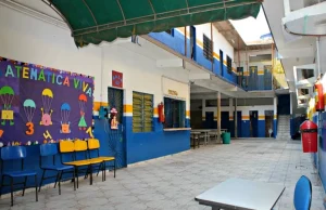 Prefeito de Manaus sanciona lei que obriga professores comunicarem casos de maus-tratos contra alunos à políciaFuncionário que não denunciar a situação poderá responder a um inquérito e ser punido.