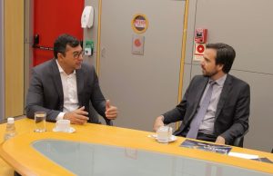 Em Brasília, Wilson Lima pede melhoria no serviço de conectividade e segurança da aviação no AmazonasGovernador apresentou demandas do Estado ao presidente da Anatel e ao diretor da Anac, em especial para o Festival de Parintins