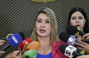 Em Manacapuru, dois homens são presos por crime de violência domésticaOs homens foram presos pelos crimes de descumprimento de medida protetiva e injúria no âmbito da violência doméstica. contra suas companheiras. Dois homens são presos por crime de violência doméstica em Manacapuru