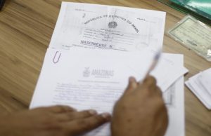 Governo do Amazonas disponibiliza serviço para emissão de 2ª via de Certidão de Nascimento em PACs da capital e interiorTodas as unidades fixas do PAC estão realizando o atendimento. Governo do Amazonas disponibiliza serviço para emissão de 2ª via de Certidão de Nascimento em PACs da capital e interior