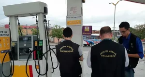 Procon-AM fiscaliza postos na zona sul da capitalAção faz parte do “Mutirão do Preço Justo” da Senacon. Procon-AM fiscaliza postos na zona sul da capital