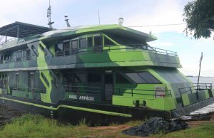 SSP-AM realiza teste de navegabilidade em embarcação que irá abrigar a Base Arpão IIA obra será lançada em breve e vai reforçar o combate ao narcotráfico em vias fluviais do Estado. SSP-AM realiza teste de navegabilidade em embarcação que irá abrigar a Base Arpão II