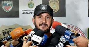 Polícia prende motorista de aplicativo por roubo praticado em residências de passageirosO autor do crime aproveitava as corridas para analisar a vida das vítimas e, posteriormente, roubar as suas residências. Polícia prende motorista de aplicativo por roubo praticado em residências de passageiros