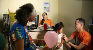‘Dia D’ de multivacinação infantil movimenta a cidade com 229 pontos de atendimentoA Prefeitura de Manaus abriu o “Dia D” da campanha nacional de multivacinação, às 8h deste sábado, 20/5, com a oferta de todas as vacinas do calendário básico para crianças e adolescentes de até 14 anos de idade. ‘Dia D’ de multivacinação infantil movimenta a cidade com 229 pontos de atendimento