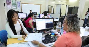 Governo do Amazonas convoca 77 profissionais da educação para atuar na capital e no interiorEntregas de documentos iniciam nesta quarta-feira (07/06) para profissionais aprovados na capital e no interior. Governo do Amazonas convoca 77 profissionais da educação para atuar na capital e no interior