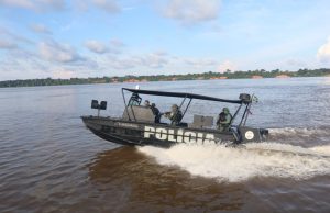 Policiais apreendem colombiana por tráfico em TabatingaCom a mulher de 60 anos, foi apreendido cerca de 1,6 quilo de cocaína. Policiais apreendem colombiana por tráfico em Tabatinga