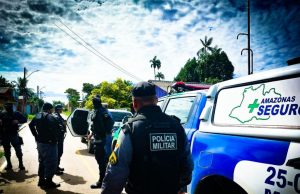 Ações policiais prenderam 35 pessoas no Amazonas durante fim de semanaA maioria das prisões ocorreram por suspeita dos presos terem envolvimento em crimes de porte ilegal de arma de fogo, roubo e tráfico de drogas. Ações policiais prenderam 35 pessoas no Amazonas durante fim de semana