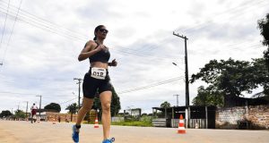 AirãoMan: turismo esportivo movimenta o município de Novo AirãoA terceira edição do evento de triathlon ocorre nos dias 5 e 6 de agosto, no cenário do reality show No Limite, e os participantes podem ter descontos para turistar pelo município. AirãoMan: turismo esportivo movimenta o município de Novo Airão
